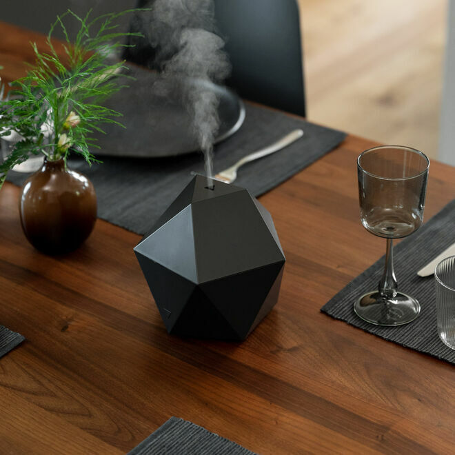 Saje Aroma Be Free Matte Black Diffuser Wellness Purify Humidifier Natural NEW