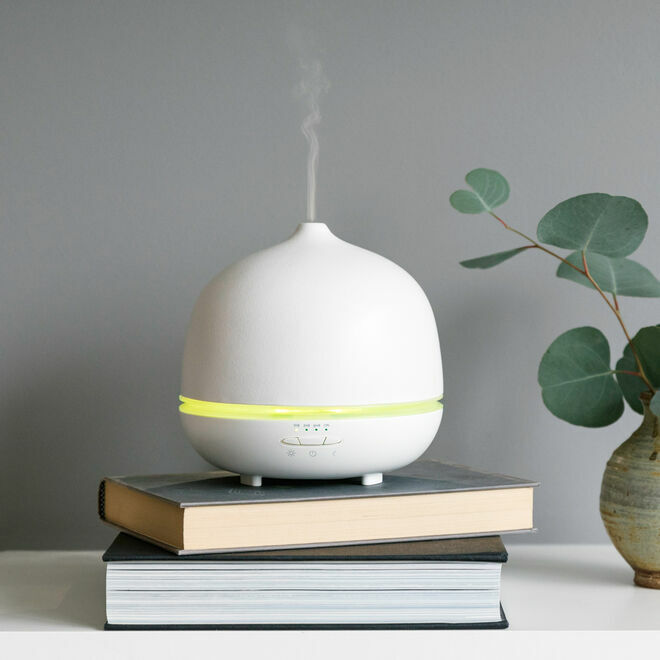 Saje Aroma Om Deluxe 石质扩散器 健康净化加湿器 自然白 全新